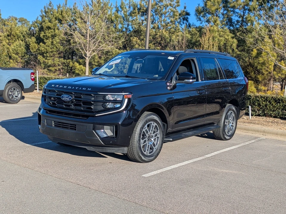 2025 Ford Expedition 5th Gen - Image 7 of 21
