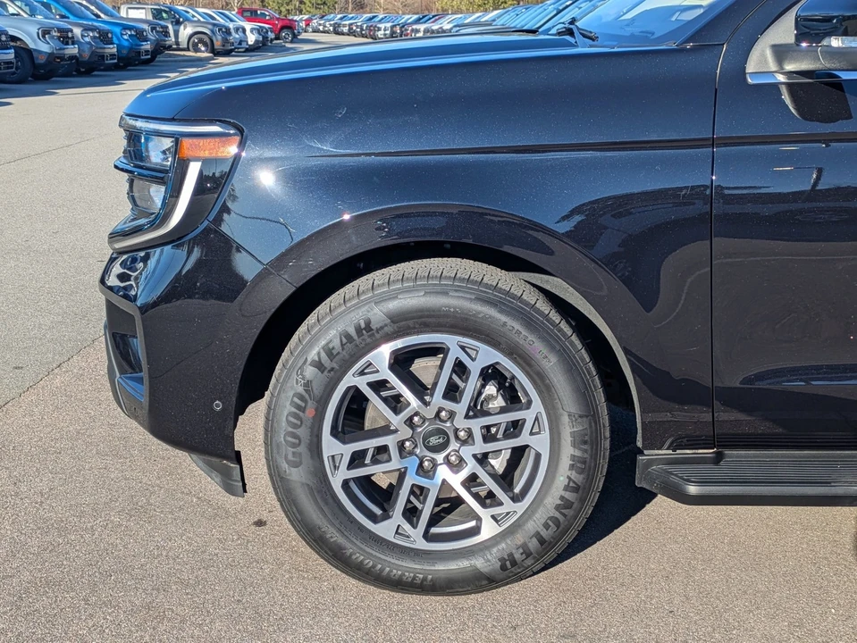 2025 Ford Expedition 5th Gen - Image 10 of 21