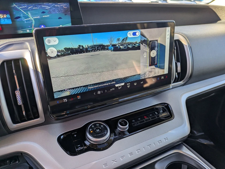 2025 Ford Expedition 5th Gen - Image 21 of 21
