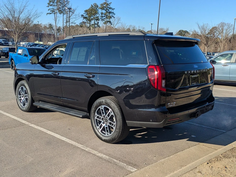 2025 Ford Expedition 5th Gen - Image 5 of 21