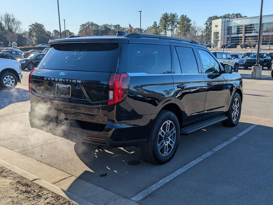 2025 Ford Expedition 5th Gen - Image 4 of 21