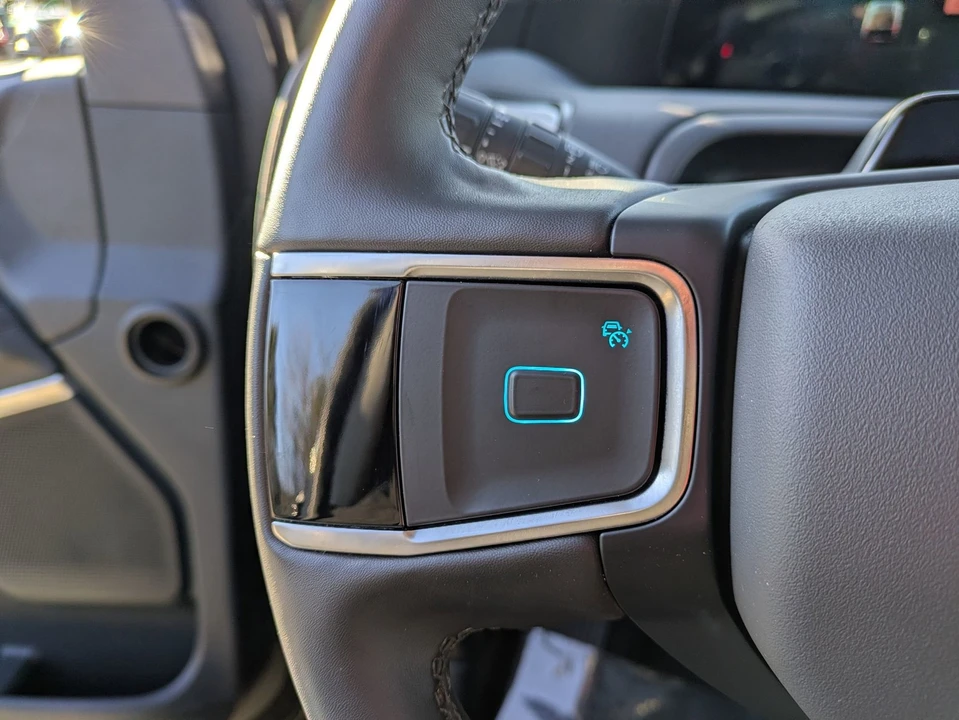 2025 Ford Expedition 5th Gen - Image 17 of 21