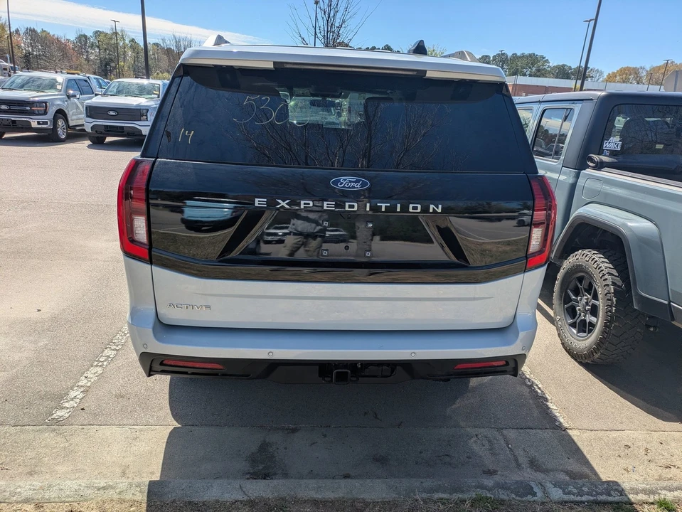 2025 Ford Expedition 5th Gen - Image 3 of 3