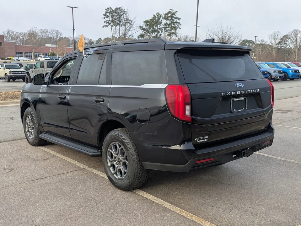 2025 Ford Expedition 5th Gen - Image 6 of 21
