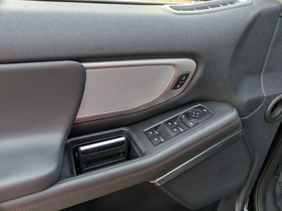 2025 Ford Expedition 5th Gen - Image 16 of 21