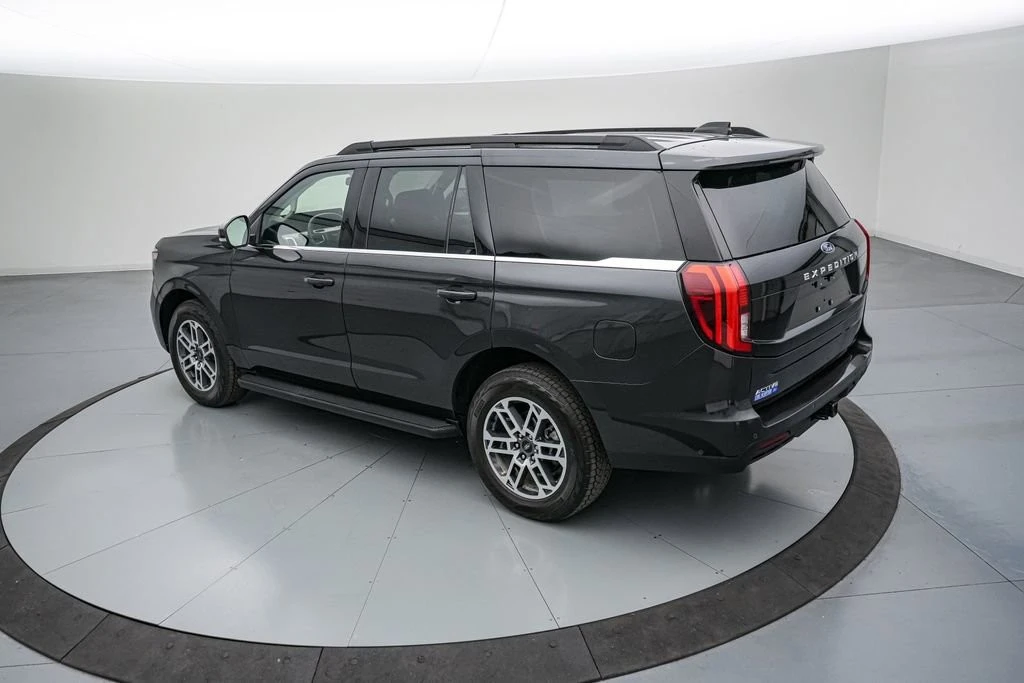2025 Ford Expedition 5th Gen - Image 7 of 21
