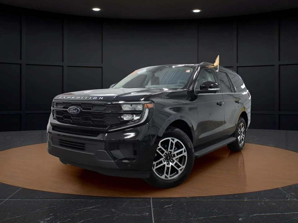 2025 Ford Expedition 5th Gen - Image 3 of 21