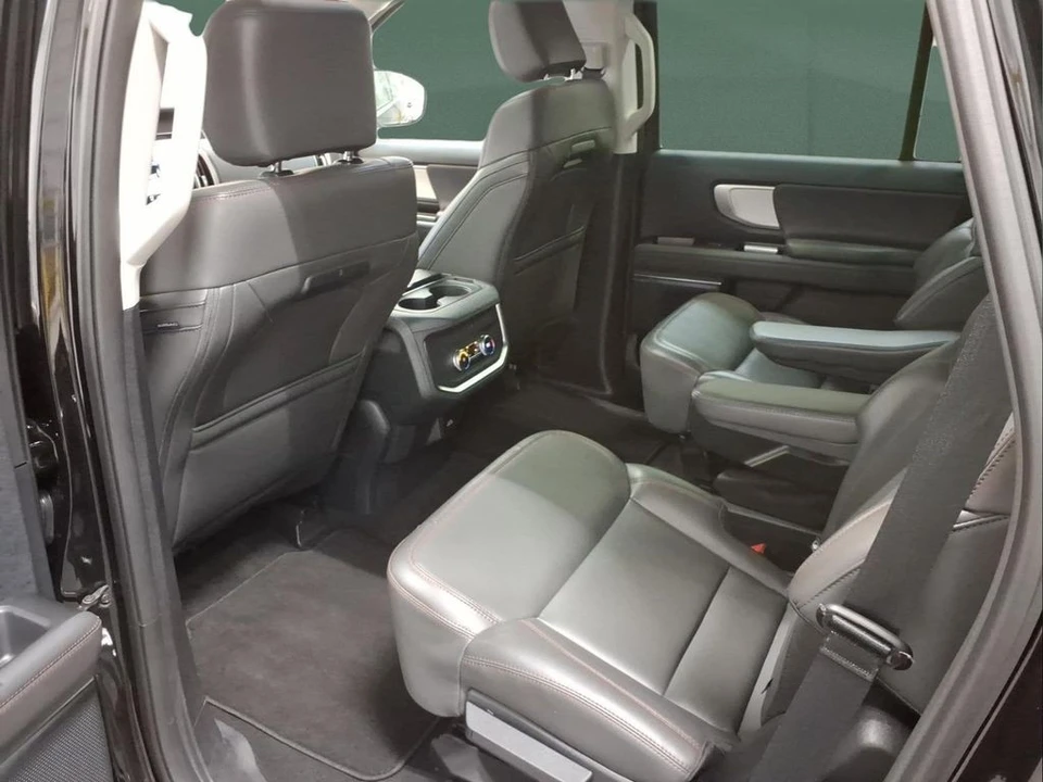 2025 Ford Expedition 5th Gen - Image 26 of 31