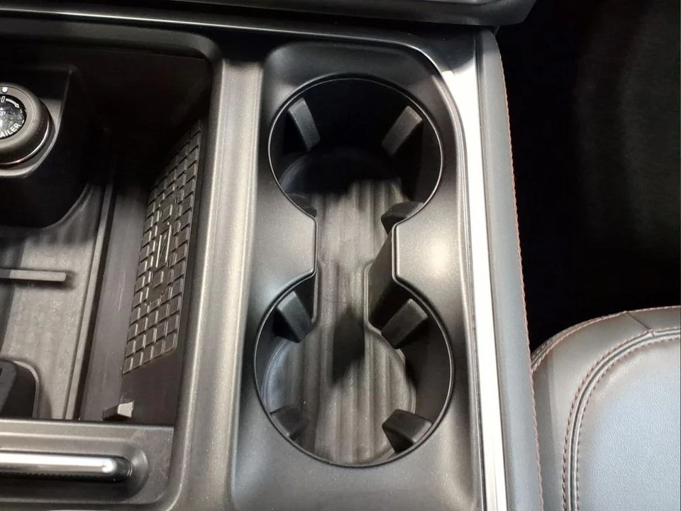 2025 Ford Expedition 5th Gen - Image 12 of 21