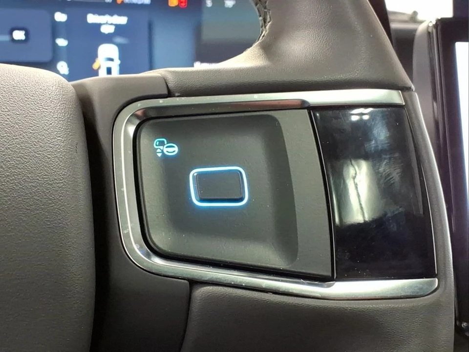 2025 Ford Expedition 5th Gen - Image 20 of 21