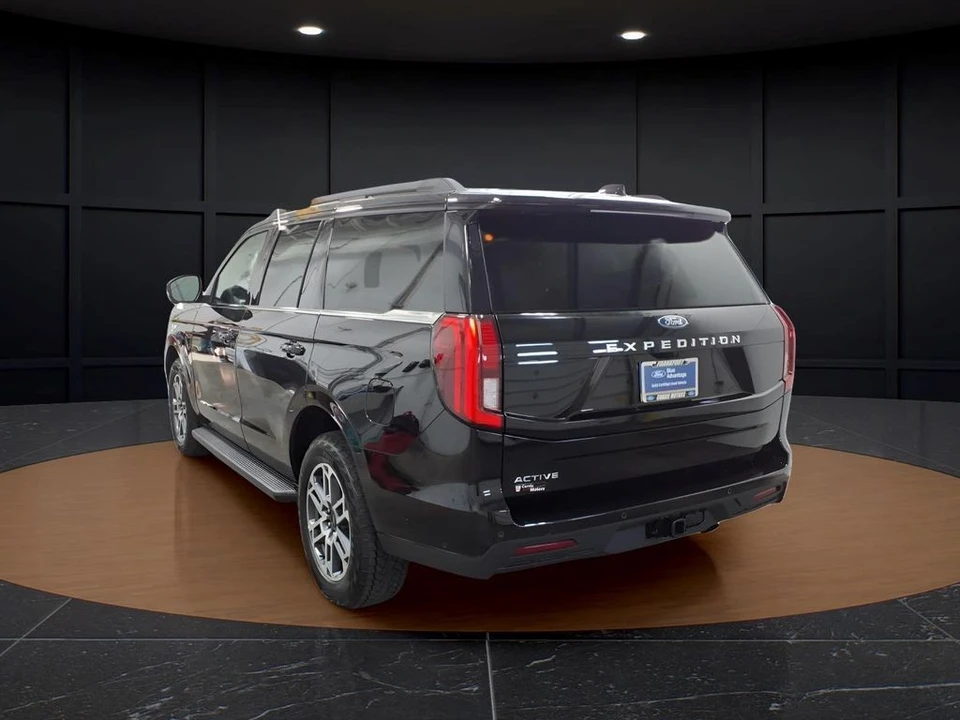 2025 Ford Expedition 5th Gen - Image 4 of 21