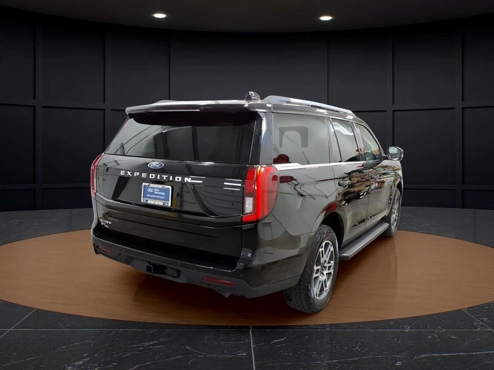 2025 Ford Expedition 5th Gen - Image 6 of 21
