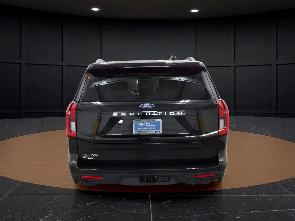 2025 Ford Expedition 5th Gen - Image 5 of 21