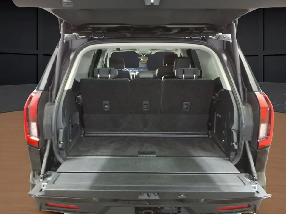 2025 Ford Expedition 5th Gen - Image 29 of 31