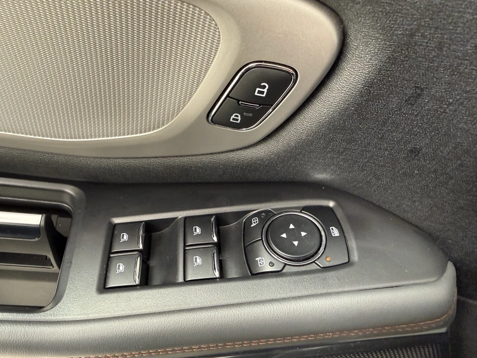 2025 Ford Expedition 5th Gen - Image 13 of 21