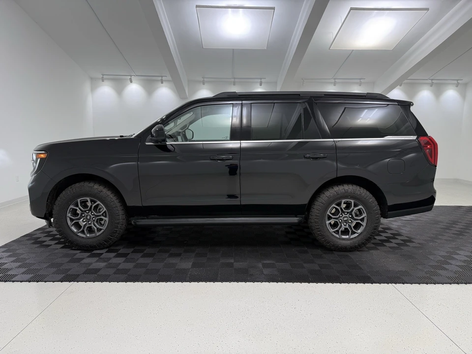 2025 Ford Expedition 5th Gen - Image 4 of 21