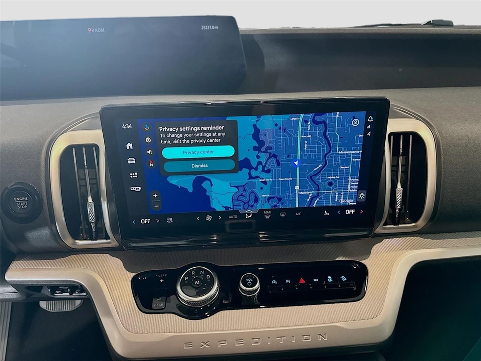 2025 Ford Expedition 5th Gen - Image 11 of 21