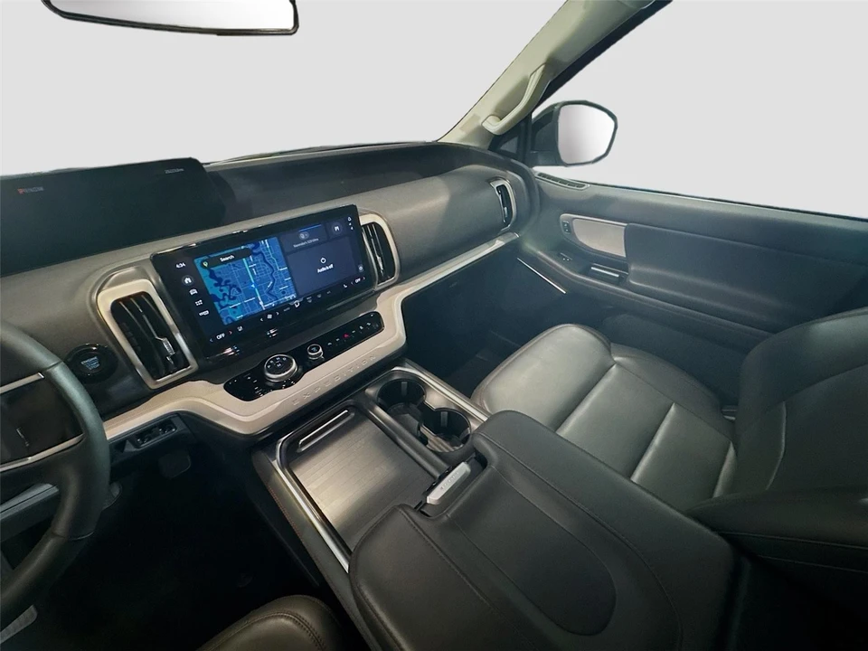 2025 Ford Expedition 5th Gen - Image 8 of 21