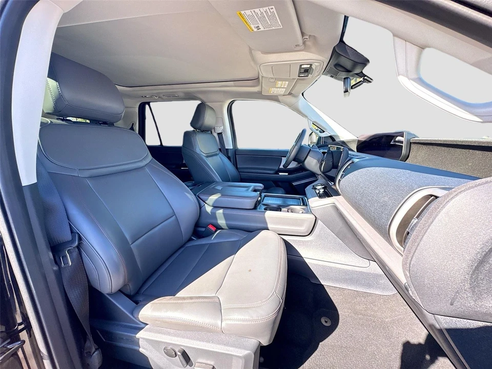 2025 Ford Expedition 5th Gen - Image 13 of 15