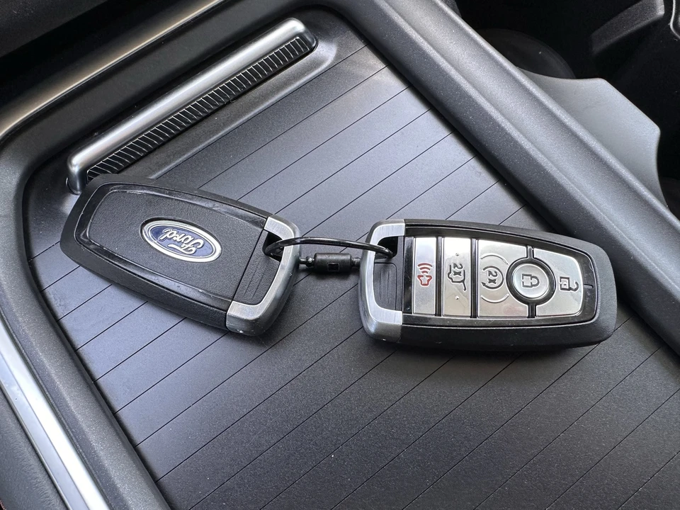 2025 Ford Expedition 5th Gen - Image 30 of 31