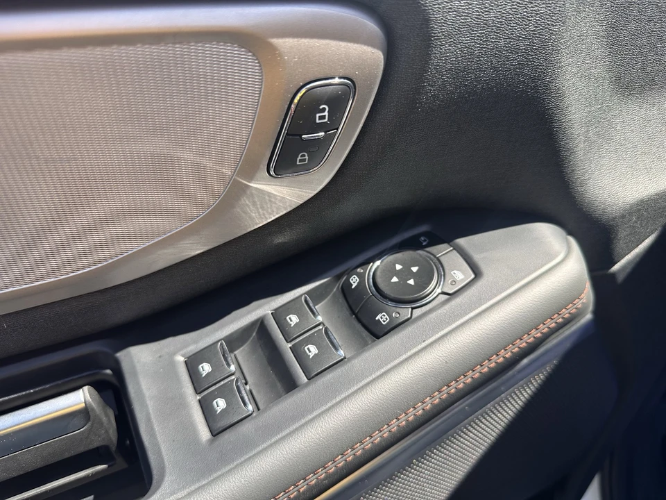 2025 Ford Expedition 5th Gen - Image 18 of 31