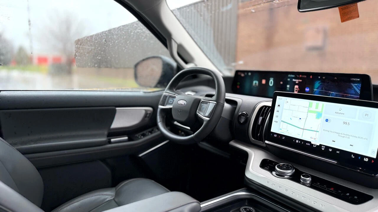 2025 Ford Expedition 5th Gen - Image 13 of 21