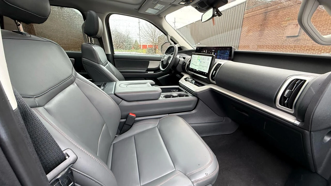 2025 Ford Expedition 5th Gen - Image 11 of 21