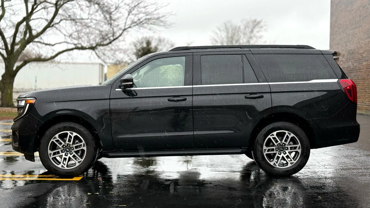 2025 Ford Expedition 5th Gen - Image 4 of 21