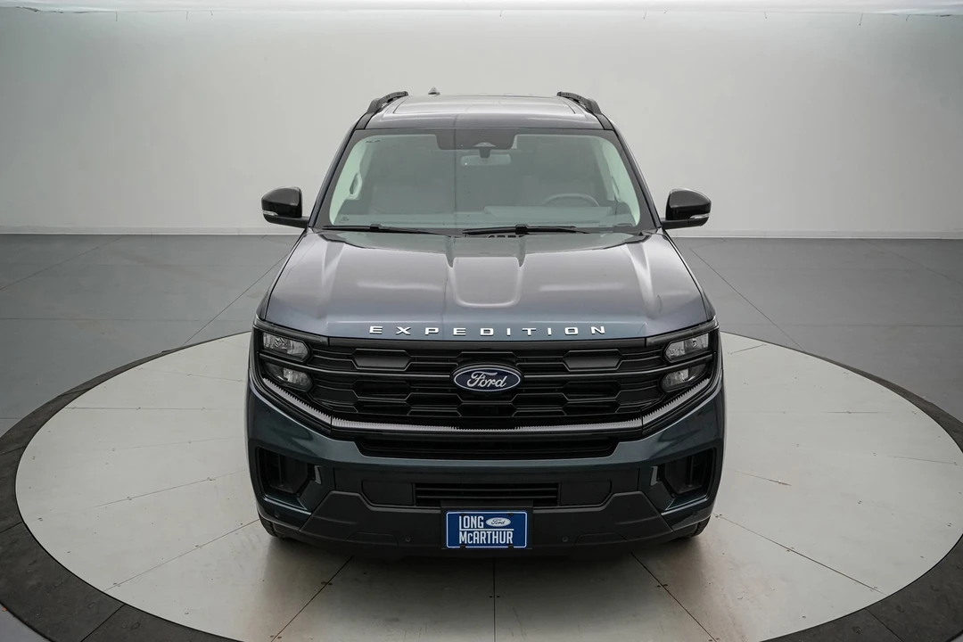2025 Ford Expedition 5th Gen - Image 10 of 21
