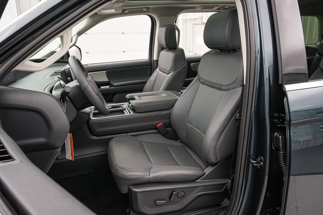 2025 Ford Expedition 5th Gen - Image 12 of 21