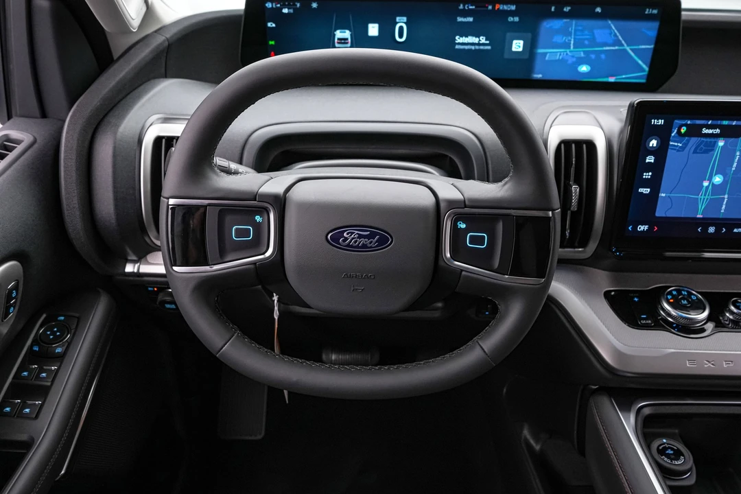 2025 Ford Expedition 5th Gen - Image 14 of 21