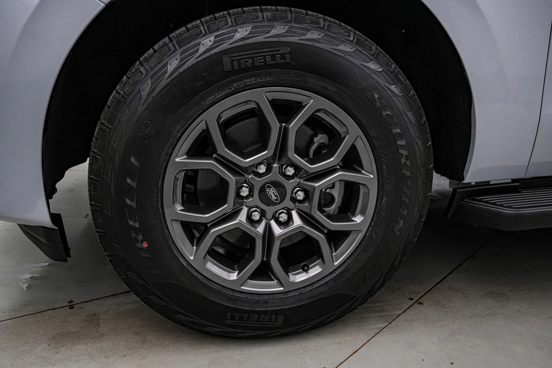 2025 Ford Expedition 5th Gen - Image 11 of 21