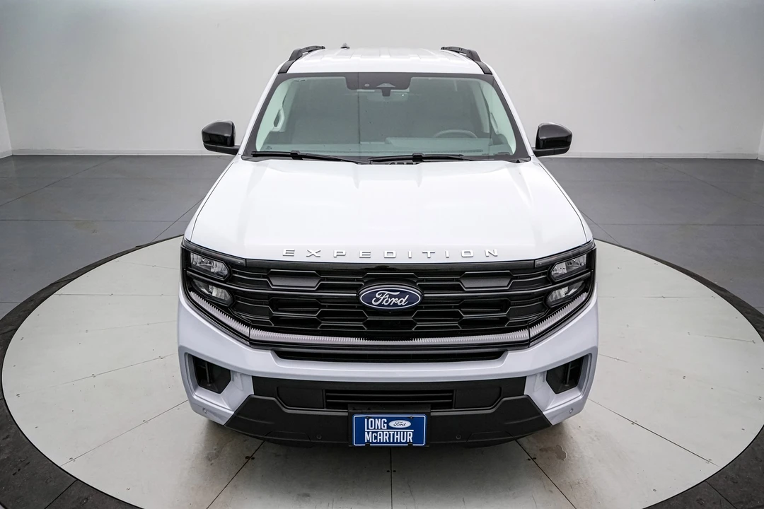 2025 Ford Expedition 5th Gen - Image 10 of 21