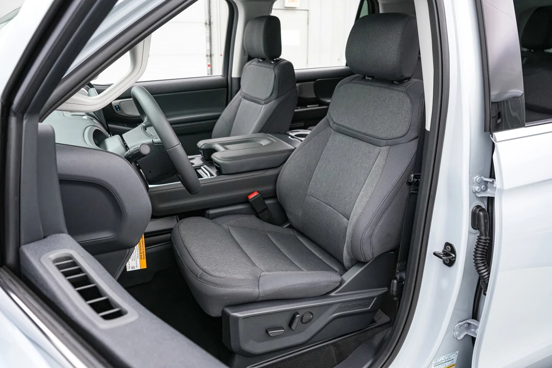 2025 Ford Expedition 5th Gen - Image 12 of 21
