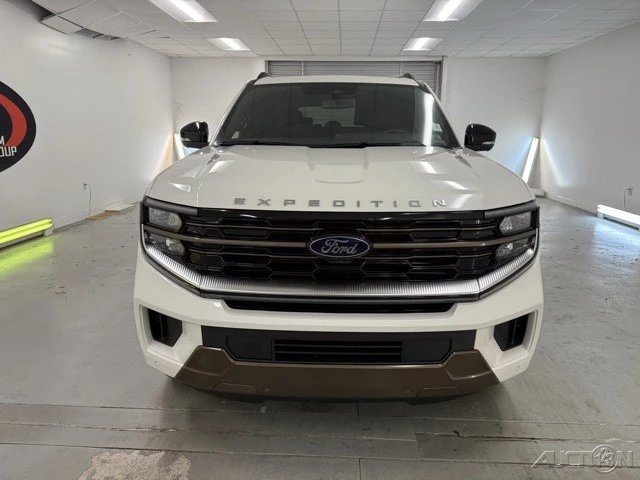 2025 Ford Expedition 5th Gen - Image 2 of 12
