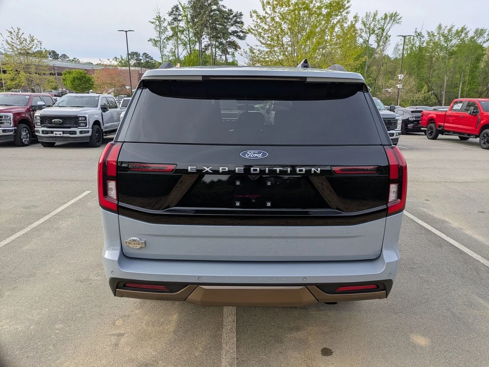 2025 Ford Expedition 5th Gen - Image 5 of 21