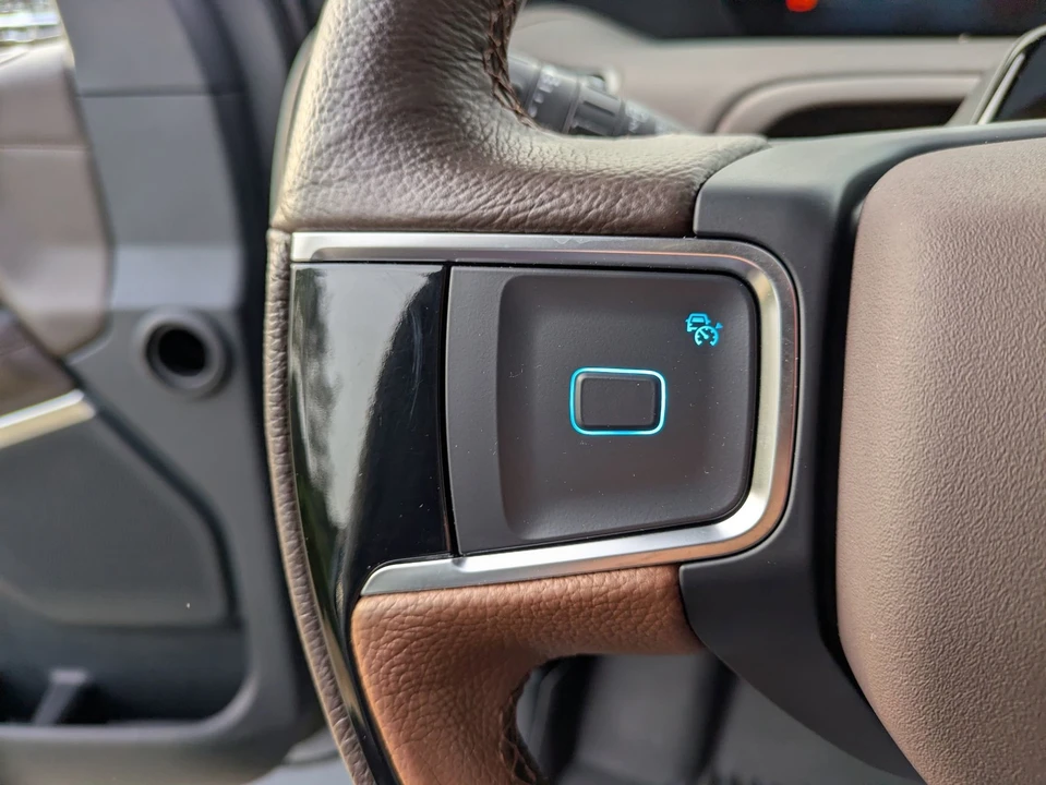 2025 Ford Expedition 5th Gen - Image 18 of 21