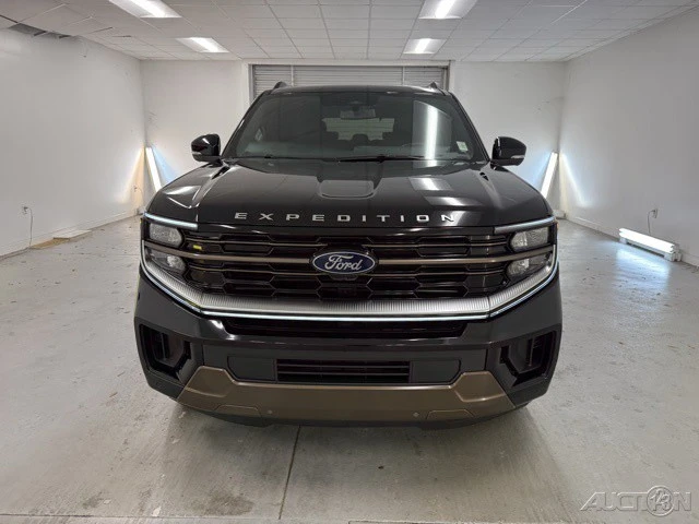 2025 Ford Expedition 5th Gen - Image 2 of 12