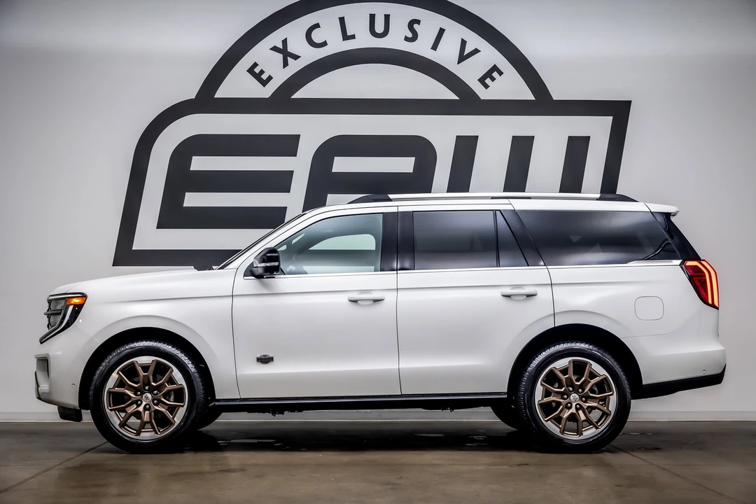 2025 Ford Expedition 5th Gen - Image 6 of 12