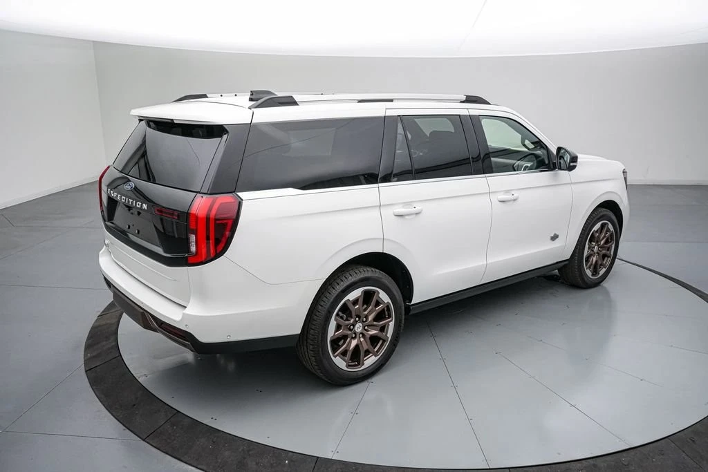 2025 Ford Expedition 5th Gen - Image 5 of 31