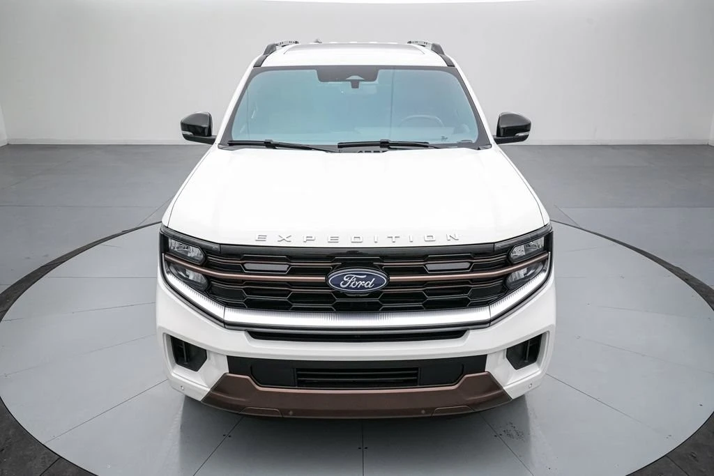 2025 Ford Expedition 5th Gen - Image 10 of 31