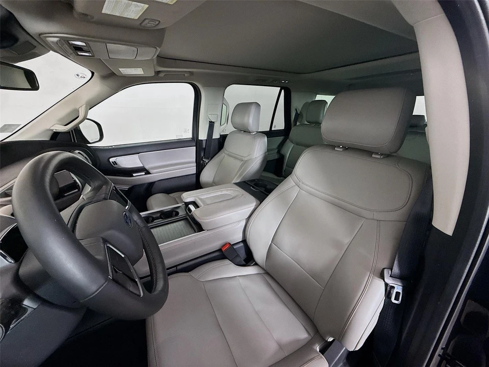 2025 Ford Expedition 5th Gen - Image 12 of 14
