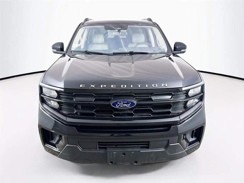 2025 Ford Expedition 5th Gen - Image 2 of 14