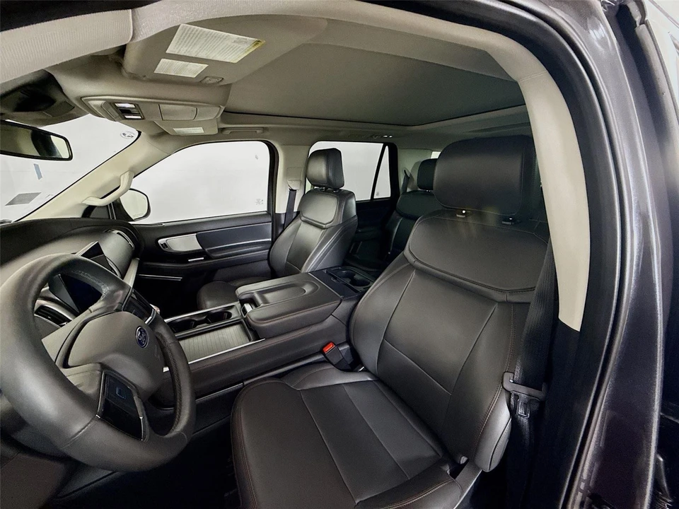 2025 Ford Expedition 5th Gen - Image 13 of 15