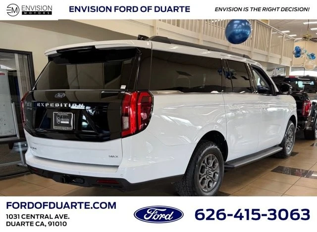 2025 Ford Expedition 5th Gen - Image 8 of 12