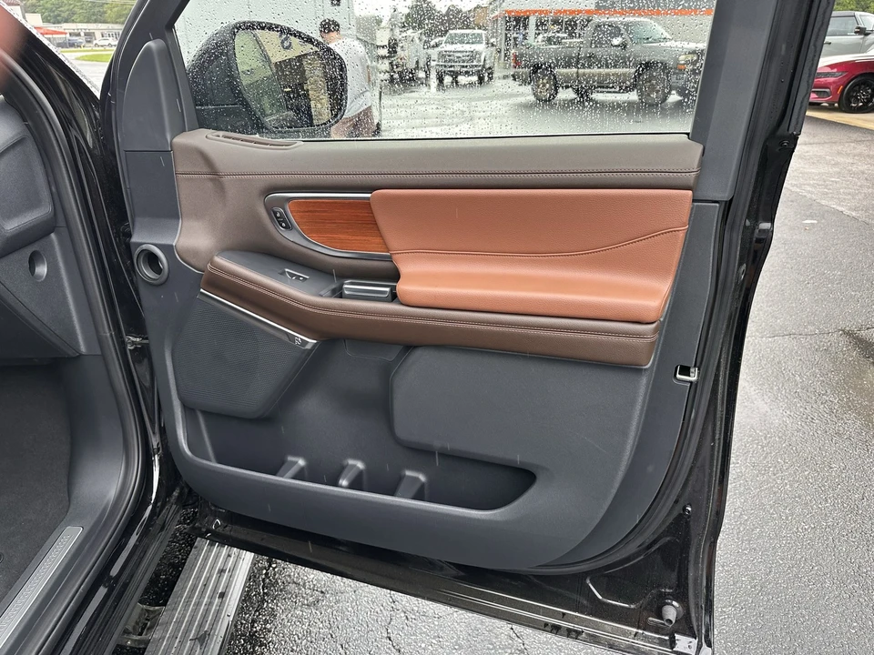 2025 Ford Expedition 5th Gen - Image 14 of 21