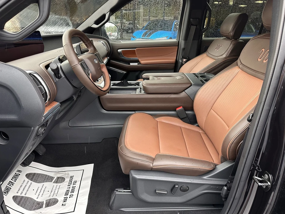 2025 Ford Expedition 5th Gen - Image 10 of 12