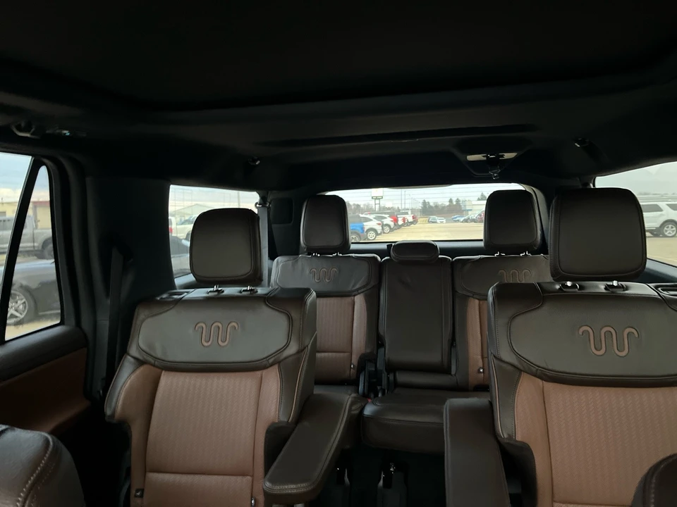 2025 Ford Expedition 5th Gen - Image 14 of 21