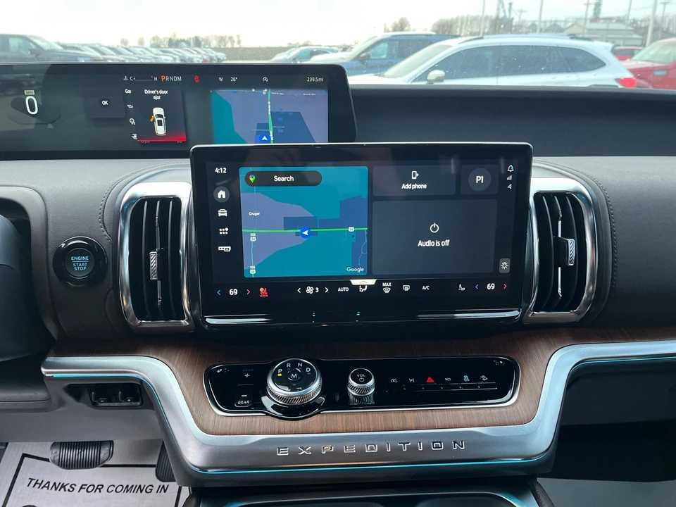 2025 Ford Expedition 5th Gen - Image 17 of 21