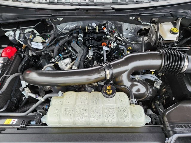 2025 Ford Expedition 5th Gen - Image 18 of 20
